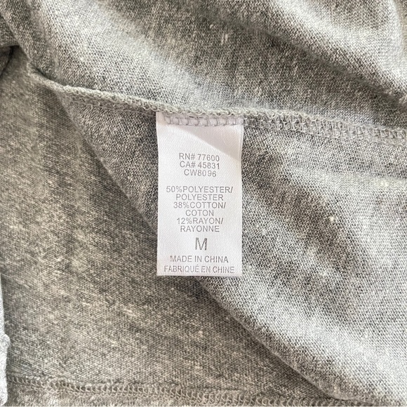 NWOT CHASER Gray Triblend Jersey Cropped Flutter Sleeve Open Neck Tee - Picture 4 of 7